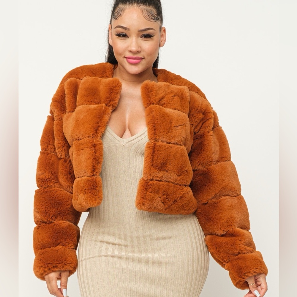Hera Collection Teddy Jacket in Warm Tan
